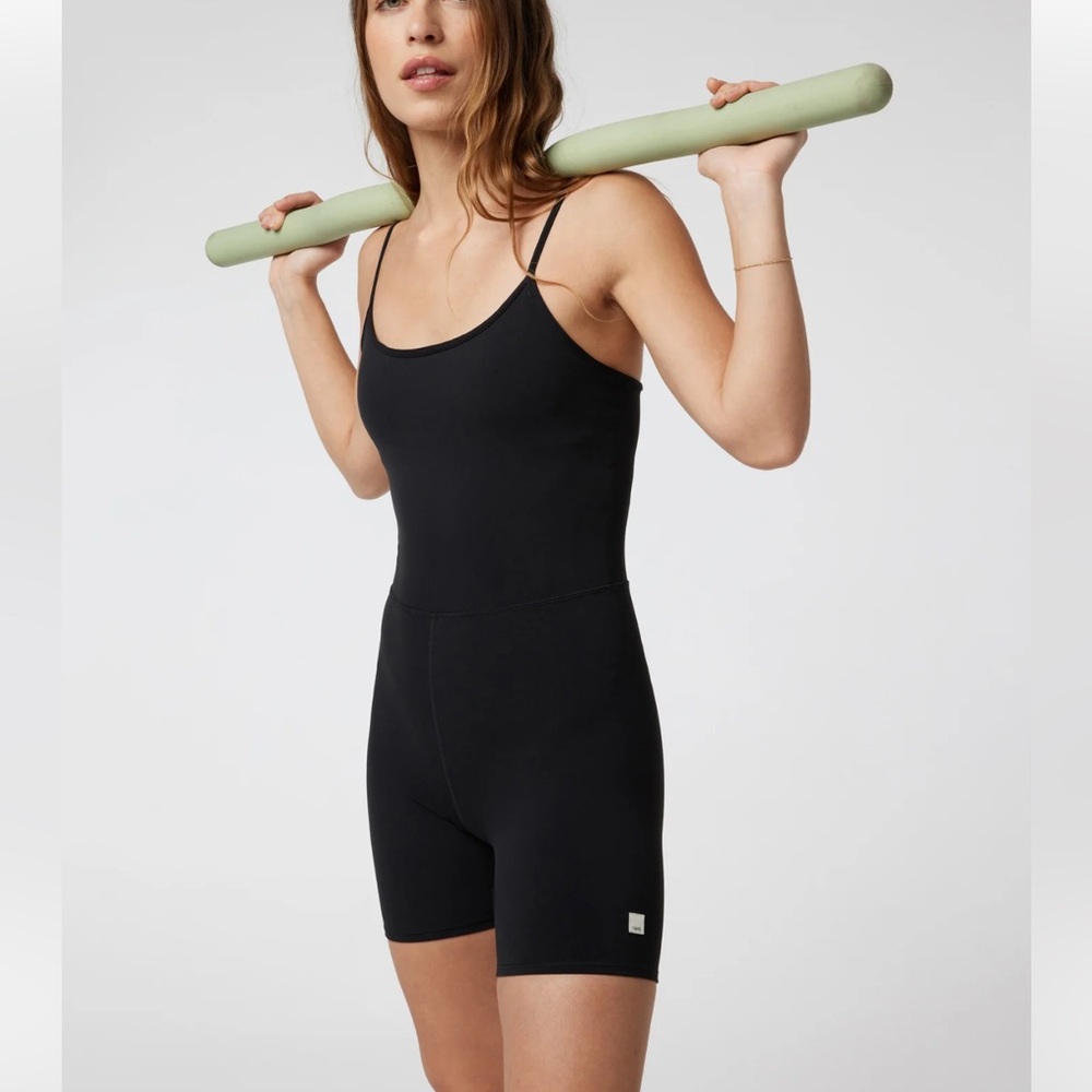 Vuori Classic Black Bodysuit